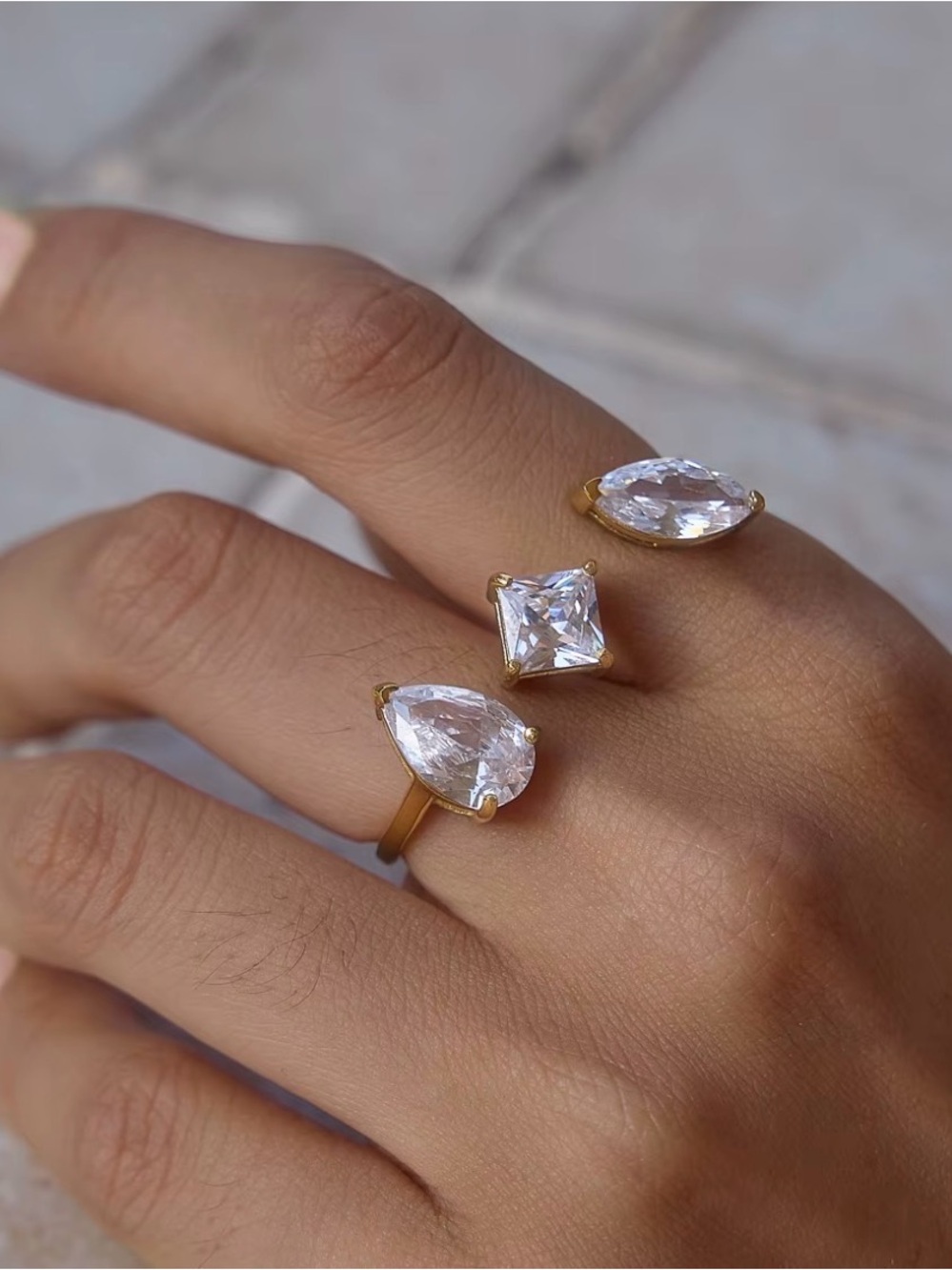 Multi diamond ring D208